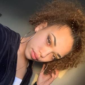 Meet your Posher, Halle